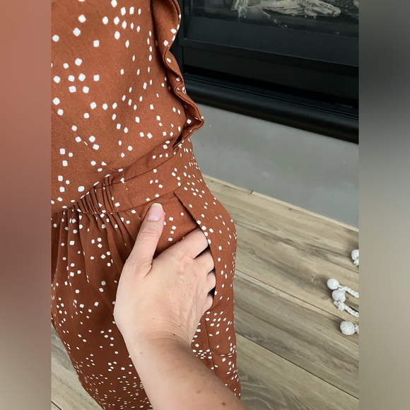 Propaganda Shorts Romper - Picture 4 of 5